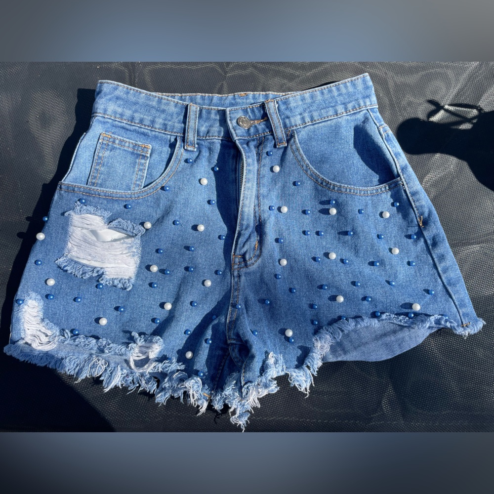 SHEIN Blue Distressed high waisted Denim Shorts with pearl studs